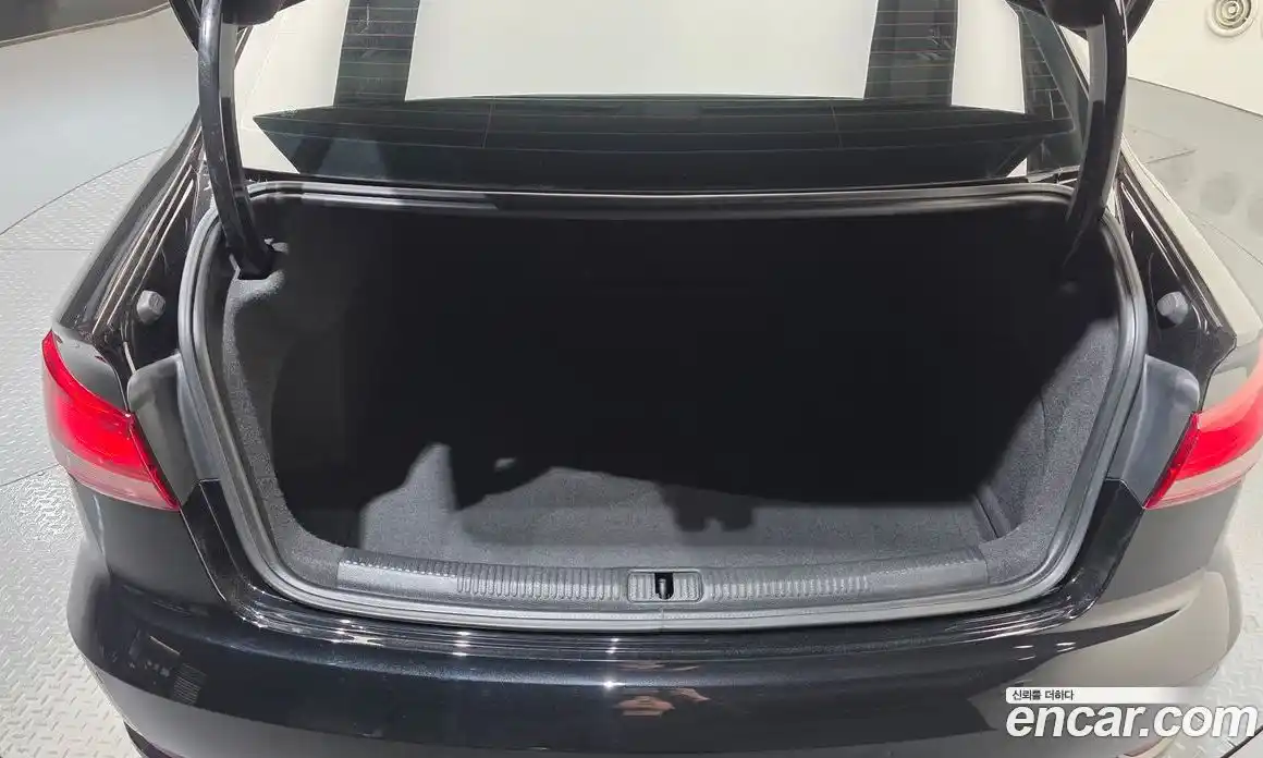 Audi A3 2018 2.0 Автомат в Москве № 723574, фото 20