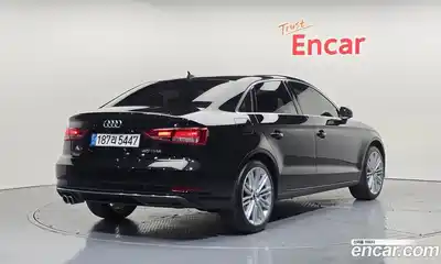 Audi A3 2018 2.0 Автомат в Москве № 723574, миниатюра 2