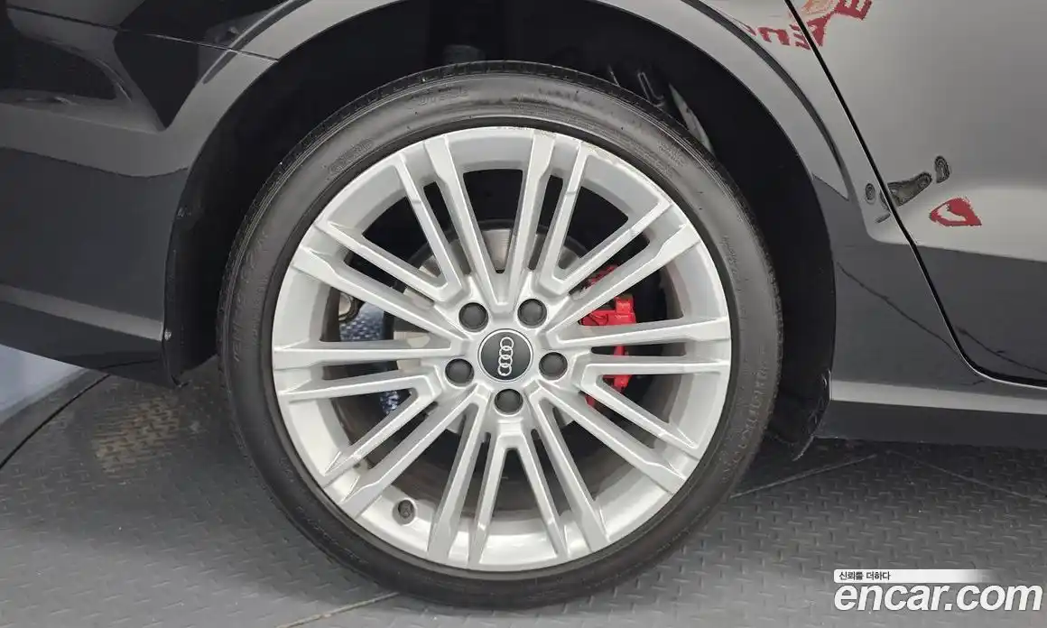 Audi A3 2018 2.0 Автомат в Москве № 723574, фото 5