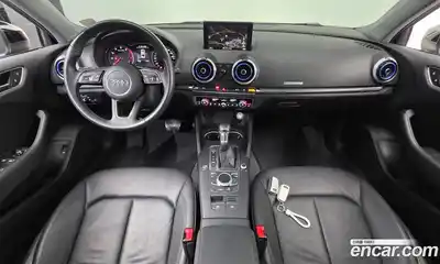 Audi A3 2018 2.0 Автомат в Москве № 723574, миниатюра 7