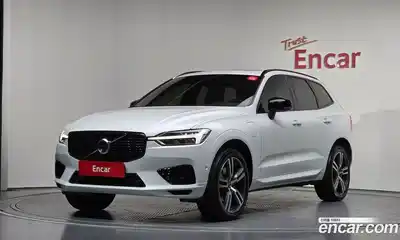 Volvo XC60 2021 2.0 Автомат в Москве № 724050, миниатюра 1