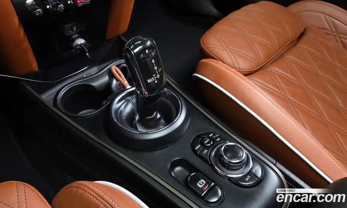 Mini Countryman 2022 2.0 Автомат в Москве № 724728, фото 9