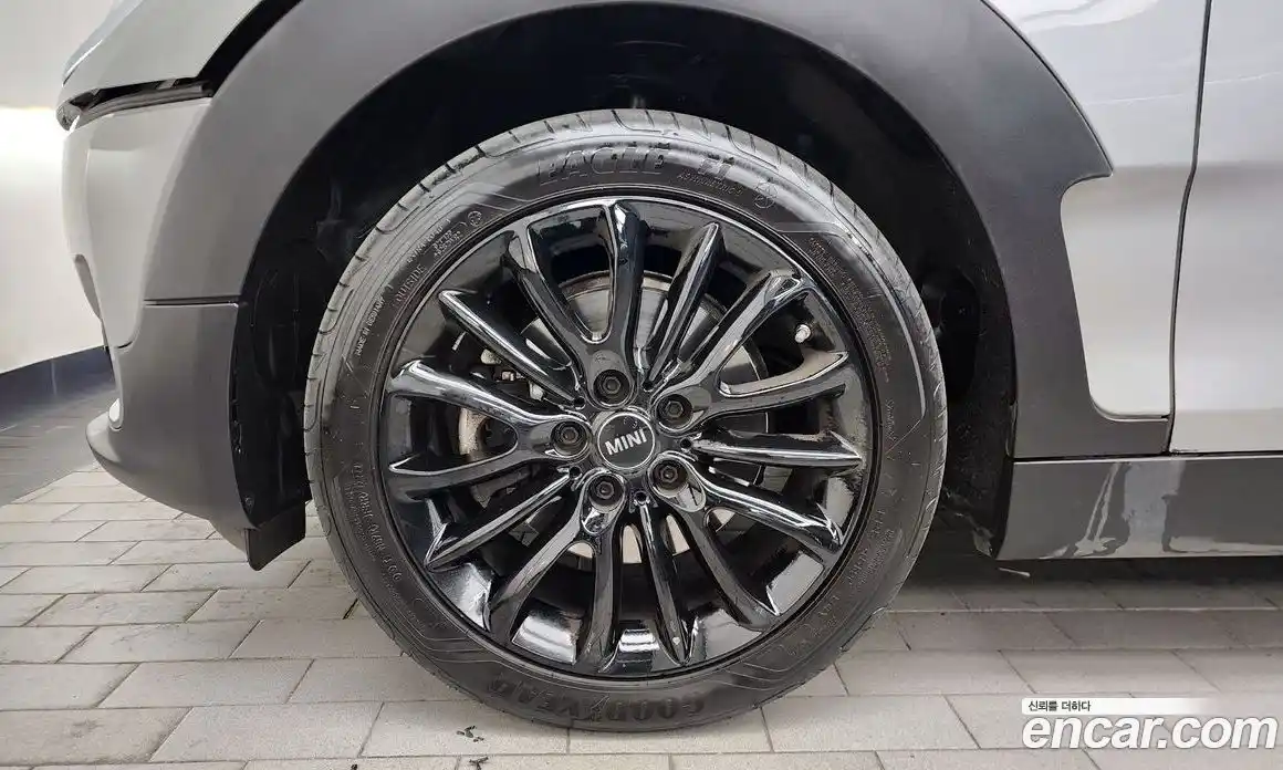 Mini Clubman 2023 1.5 Автомат в Москве № 724739, фото 5