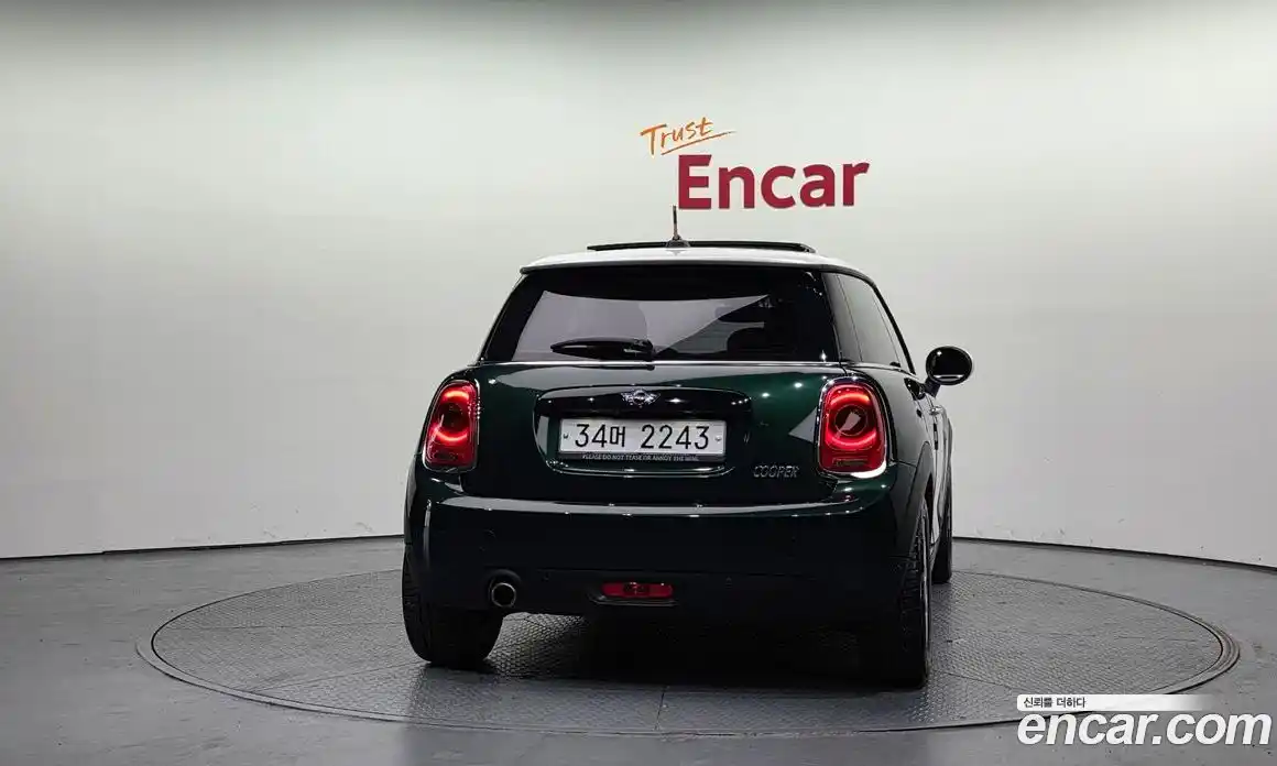 Mini Cooper 2018 1.5 Автомат в Москве № 724840, фото 4