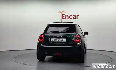 Mini Cooper 2018 1.5 Автомат в Москве № 724840, миниатюра 4