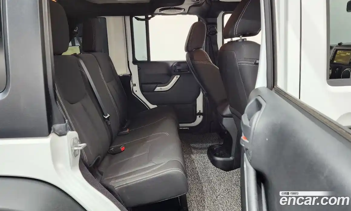 Jeep Wrangler 2016 3.6 Автомат в Москве № 725310, фото 12