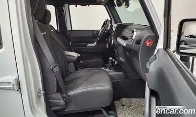 Jeep Wrangler 2016 3.6 Автомат в Москве № 725310, миниатюра 10