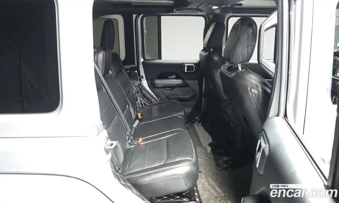 Jeep Wrangler 2018 2.0 Автомат в Москве № 725345, фото 12