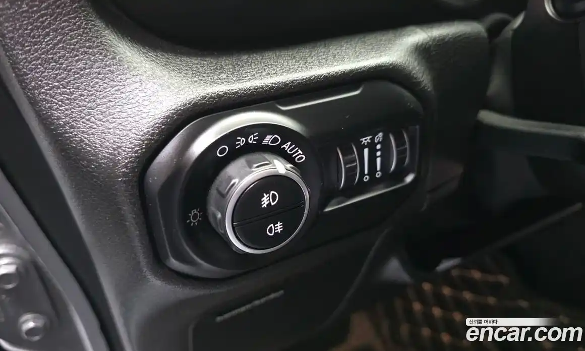 Jeep Wrangler 2018 2.0 Автомат в Москве № 725345, фото 18