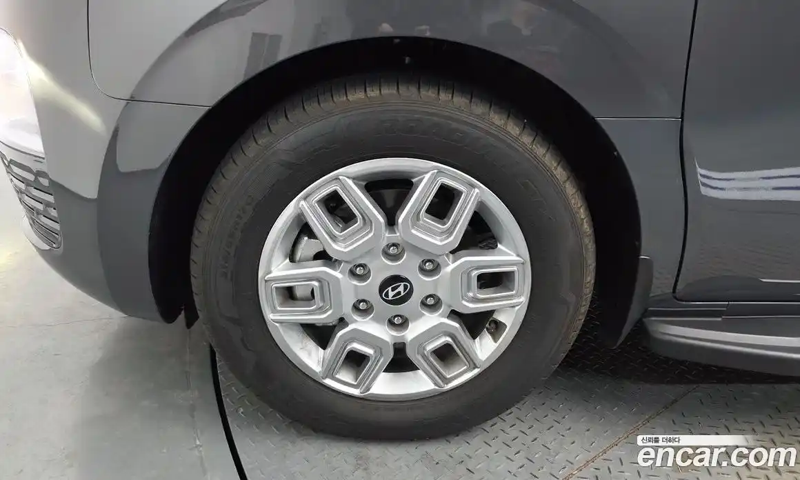 Hyundai Staria 2025 2.2 Автомат в Москве № 745313, фото 4