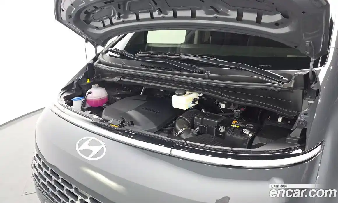 Hyundai Staria 2025 2.2 Автомат в Москве № 745313, фото 5