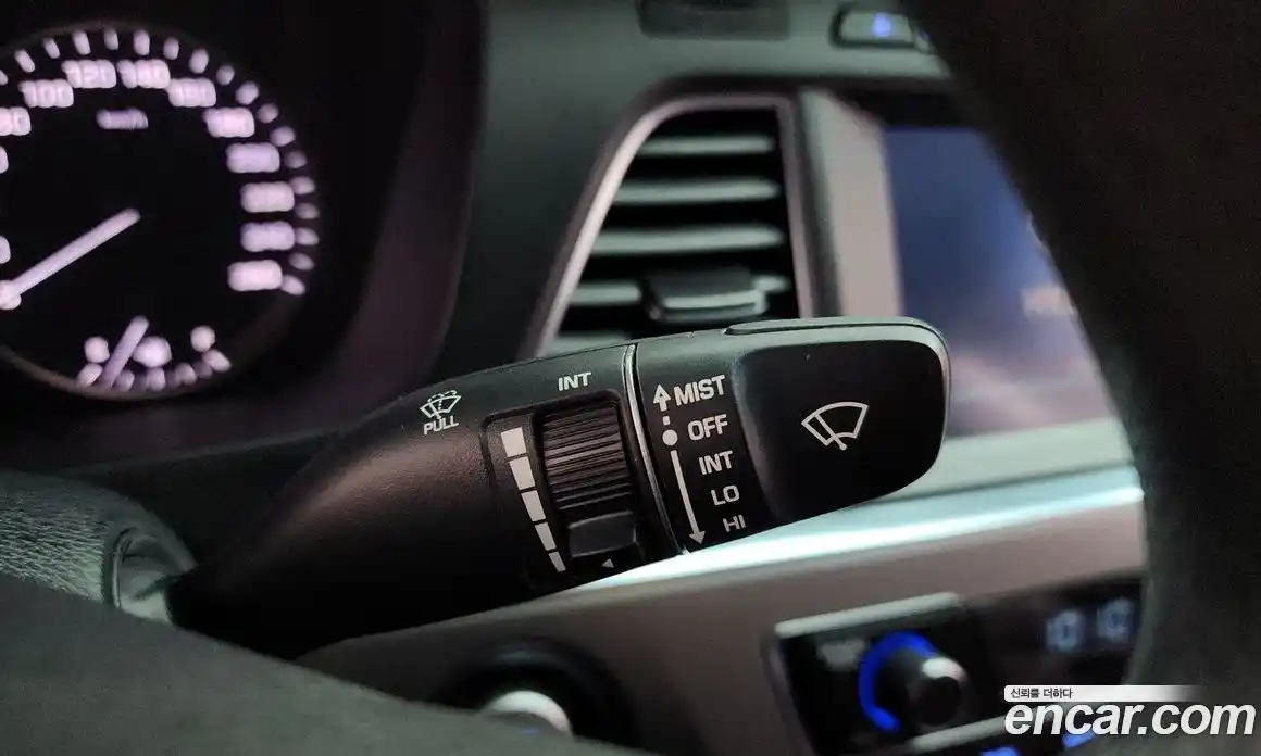 Hyundai Sonata 2015 2.0 гидро в Москве № 745669, фото 15
