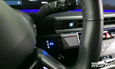 Hyundai Santa Fe 2024 1.6 Автомат в Москве № 745721, миниатюра 9