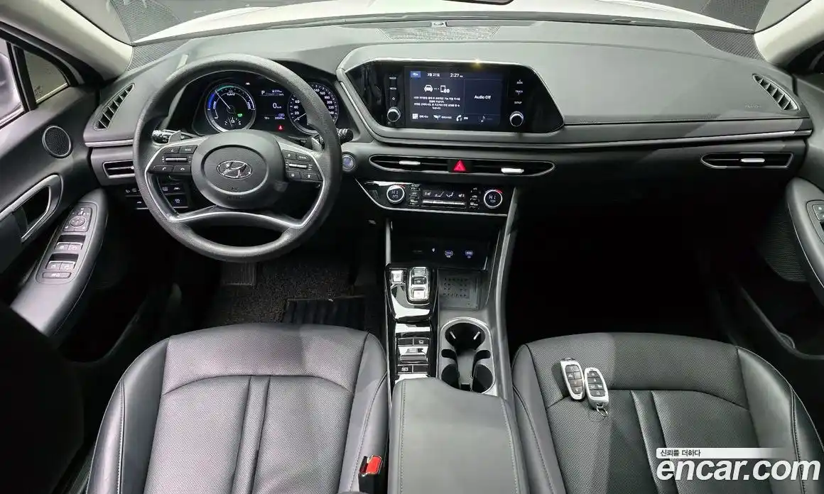 Hyundai Sonata 2020 2.0 Автомат в Москве № 745722, фото 7