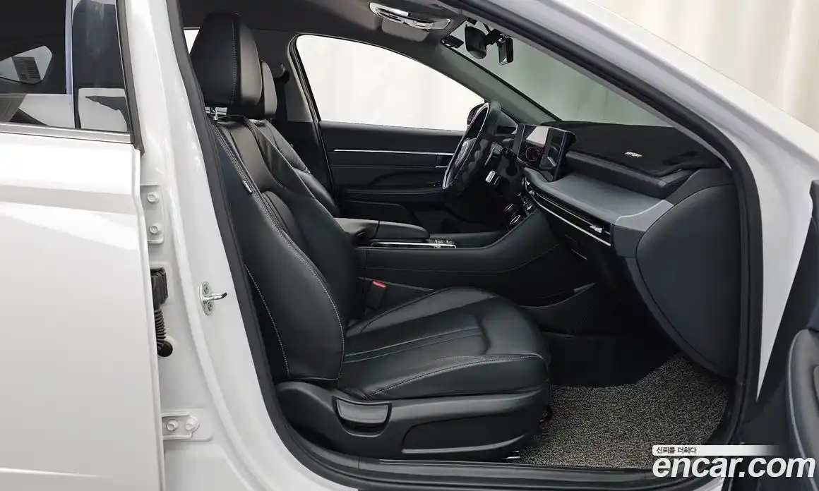 Hyundai Sonata 2024 2.0 Автомат в Москве № 745750, фото 11