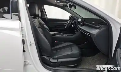 Hyundai Sonata 2024 2.0 Автомат в Москве № 745750, миниатюра 11