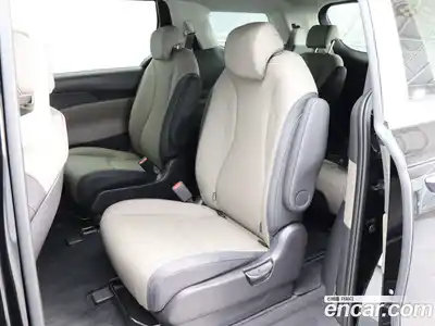 Kia Canival 2025 2.2 Автомат в Москве № 746011, миниатюра 11