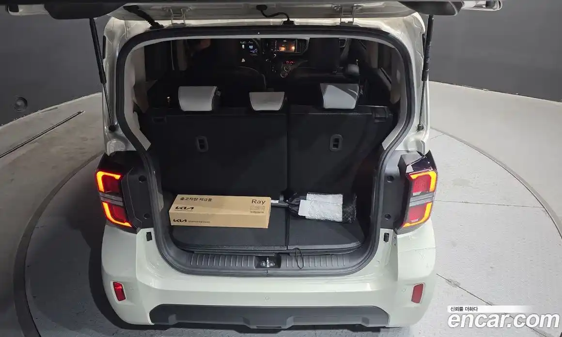 Kia Ray 2024 1.0 Автомат в Москве № 746058, фото 20