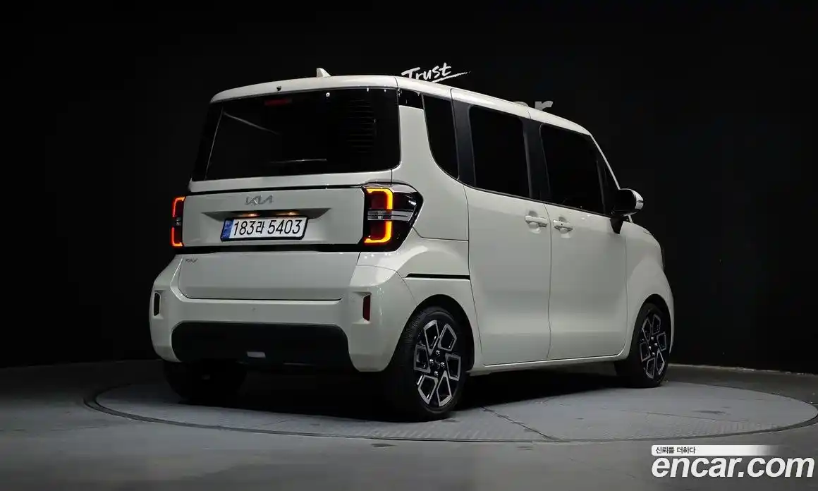 Kia Ray 2024 1.0 Автомат в Москве № 746058, фото 2