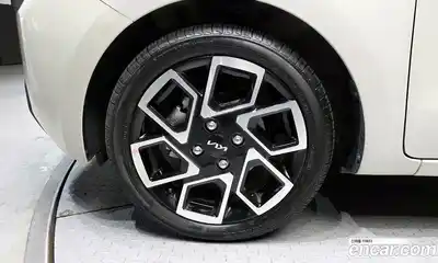 Kia Ray 2024 1.0 Автомат в Москве № 746058, миниатюра 5