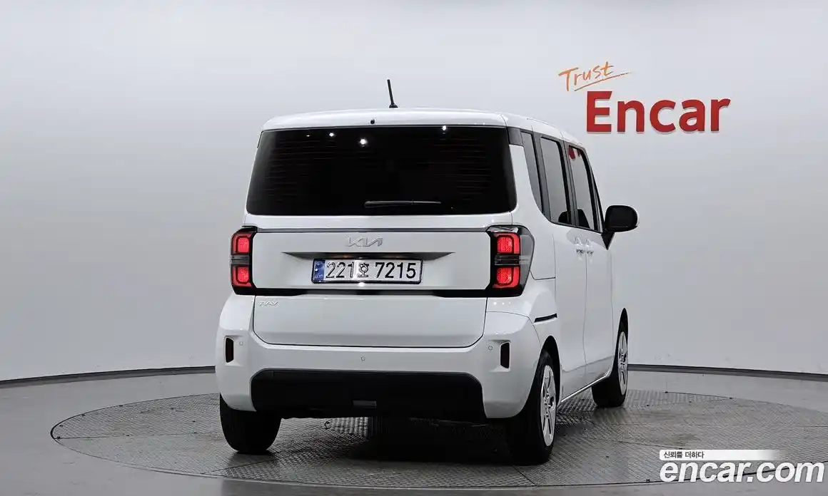 Kia Ray 2024 1.0 Автомат в Москве № 746139, фото 3