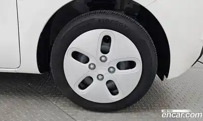 Kia Ray 2024 1.0 Автомат в Москве № 746139, миниатюра 4