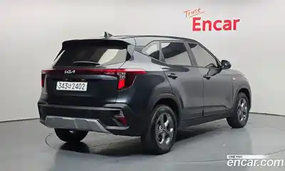 Kia Seltos 2024 2.0 Автомат в Москве № 746143, миниатюра 2