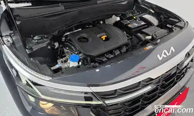 Kia Seltos 2024 2.0 Автомат в Москве № 746143, миниатюра 6