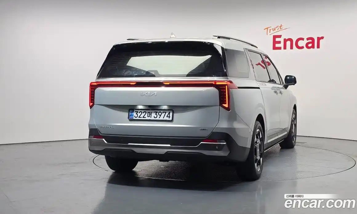 Kia Canival 2025 1.6 Автомат в Москве № 746153, фото 4