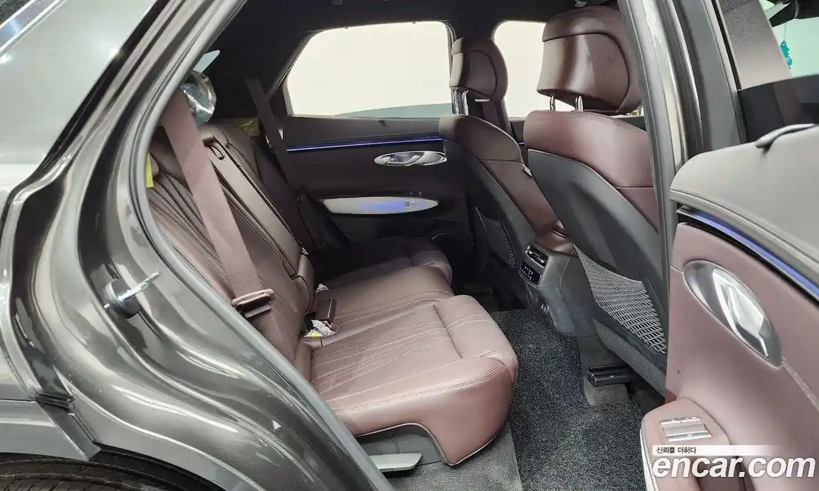 Genesis GV70 2024 2.5 Автомат в Москве № 746566, фото 12