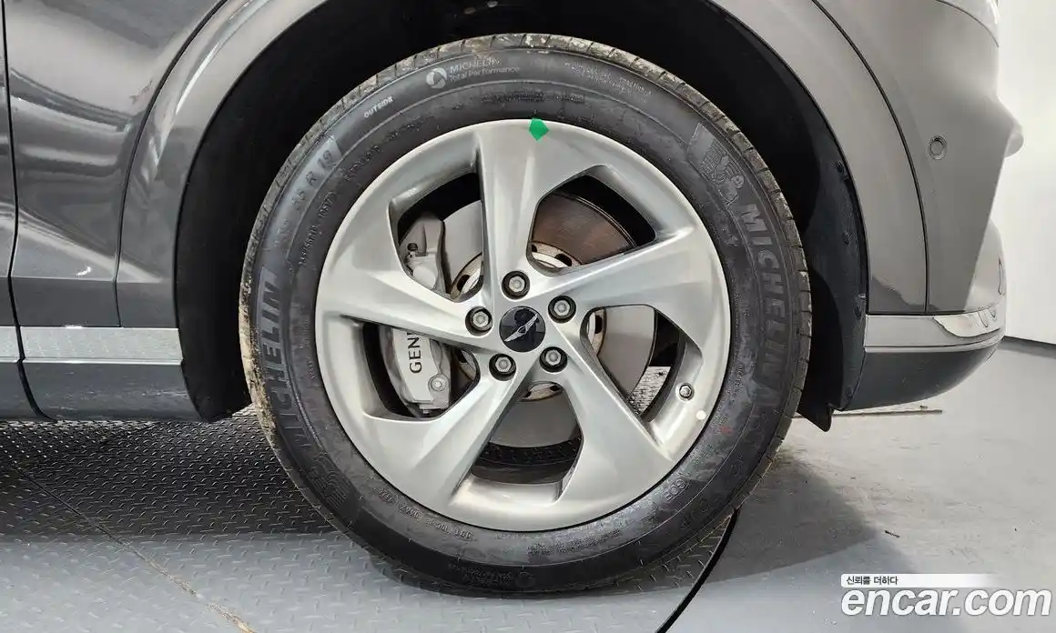 Genesis GV70 2024 2.5 Автомат в Москве № 746566, фото 5