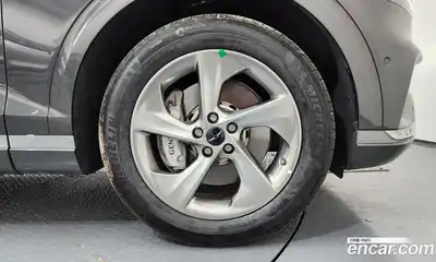 Genesis GV70 2024 2.5 Автомат в Москве № 746566, миниатюра 5