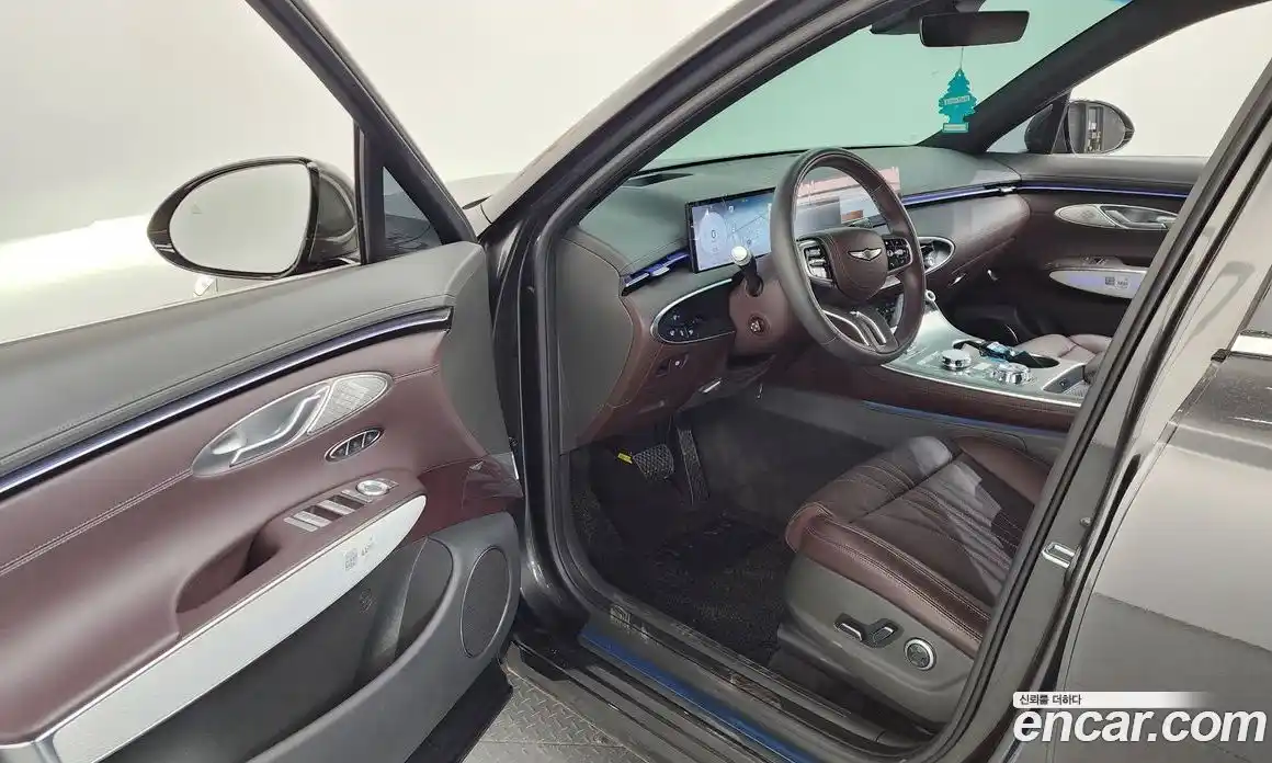 Genesis GV70 2024 2.5 Автомат в Москве № 746566, фото 10