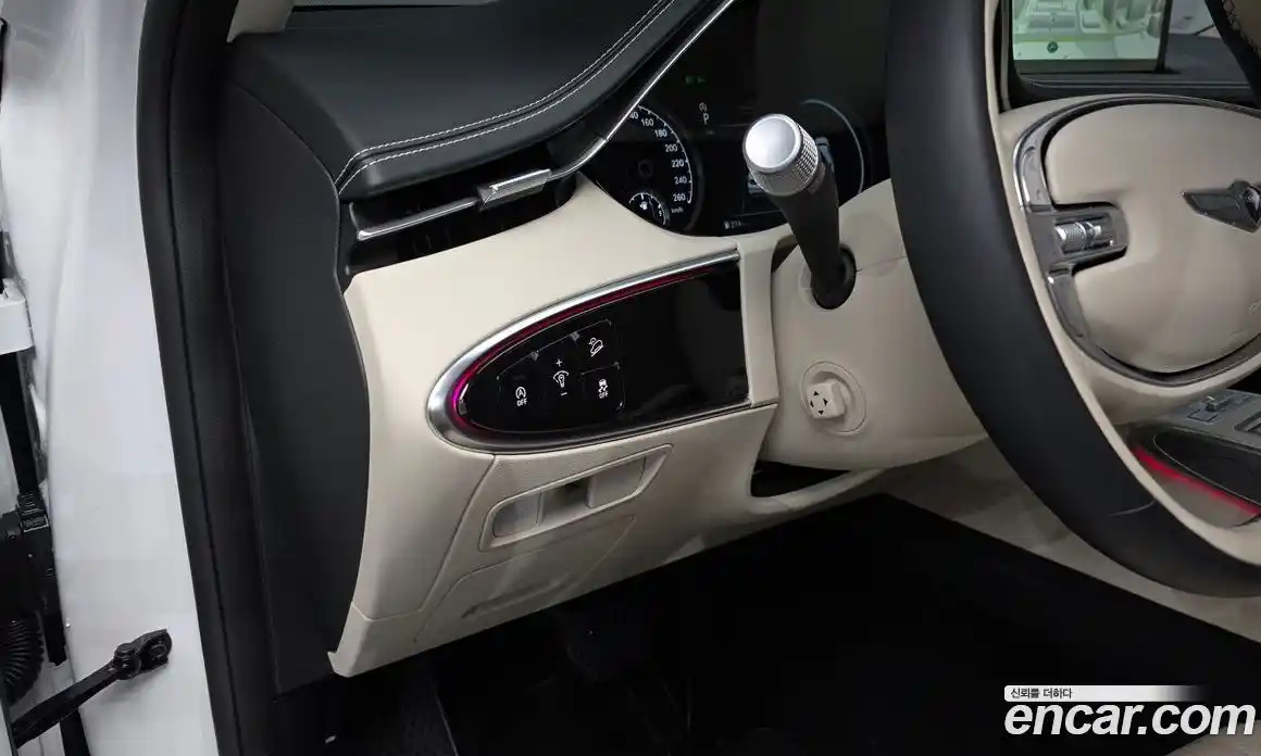 Genesis GV70 2023 2.5 Автомат в Москве № 746693, фото 13