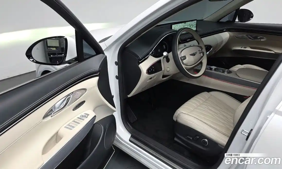 Genesis GV70 2023 2.5 Автомат в Москве № 746693, фото 10