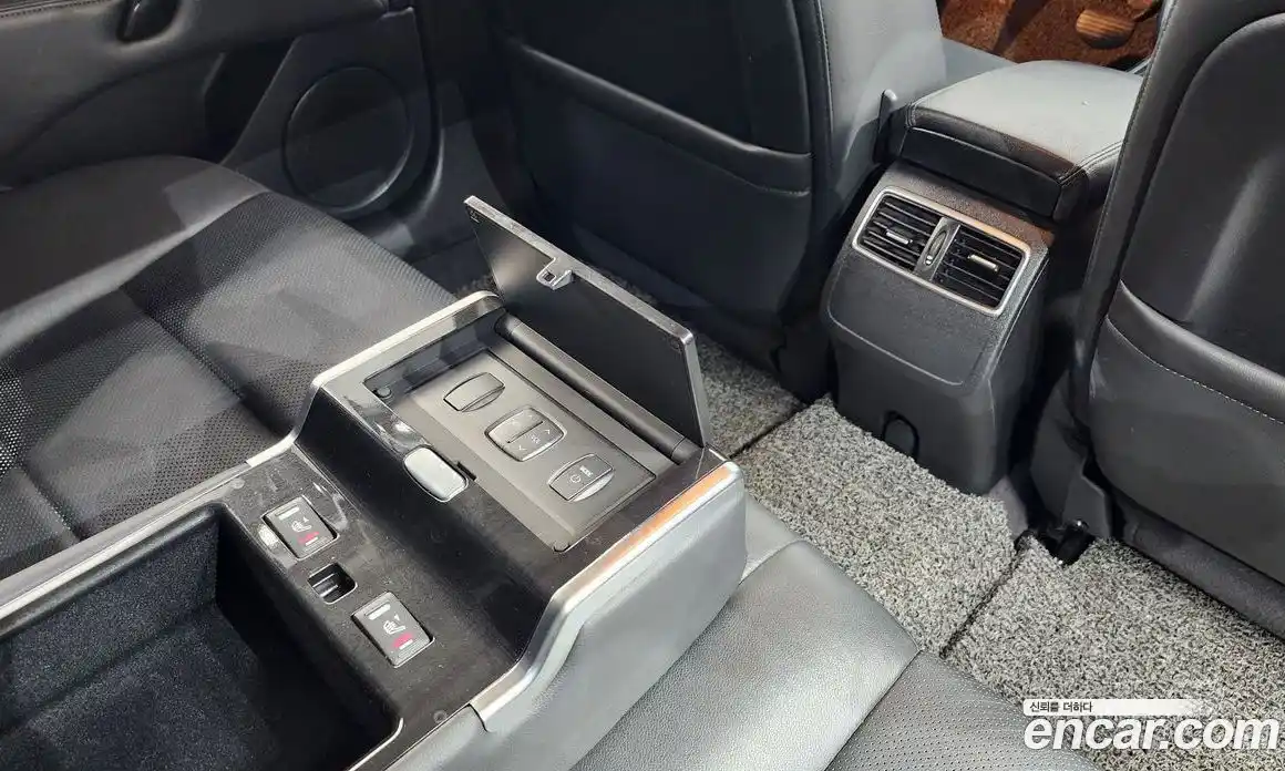 Renault SM7 2017 2.5 Автомат в Москве № 747382, фото 18