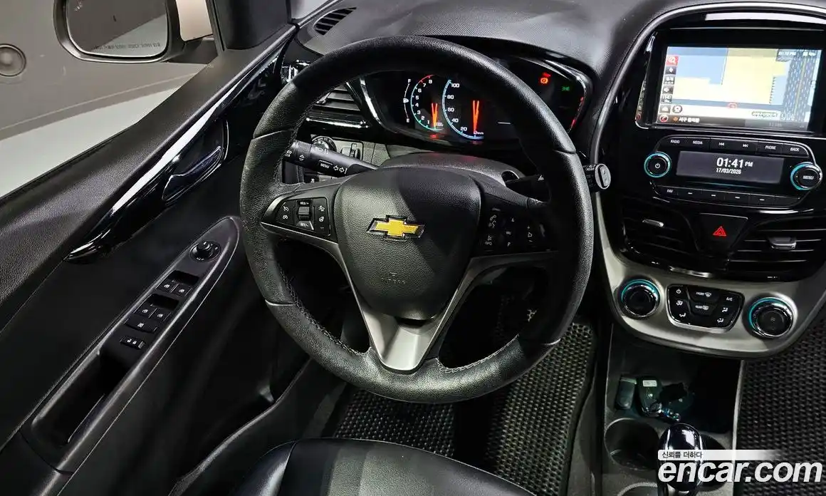 Chevrolet Spark 2016 1.0 Автомат в Москве № 747639, фото 13