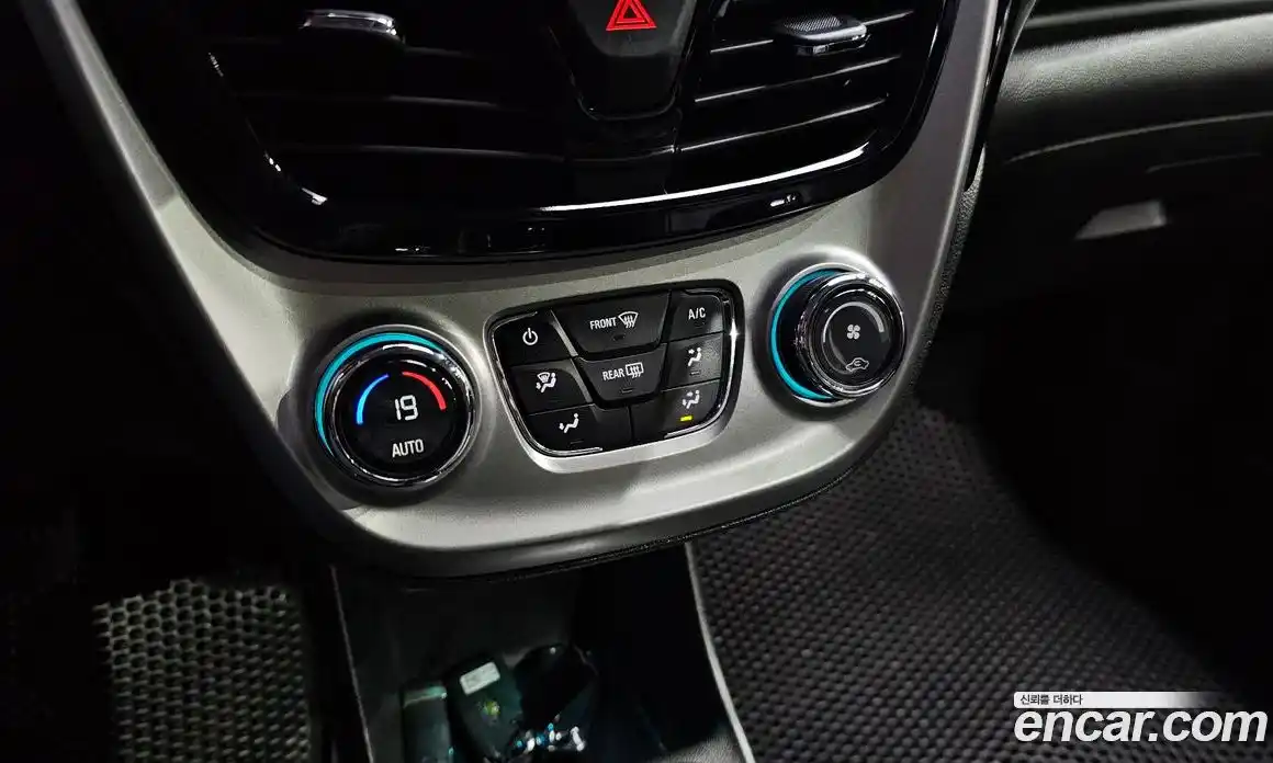 Chevrolet Spark 2016 1.0 Автомат в Москве № 747639, фото 20