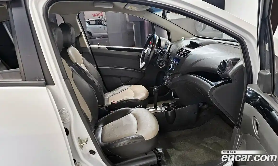 Chevrolet Spark 2012 1.0 гидро в Москве № 747960, фото 10