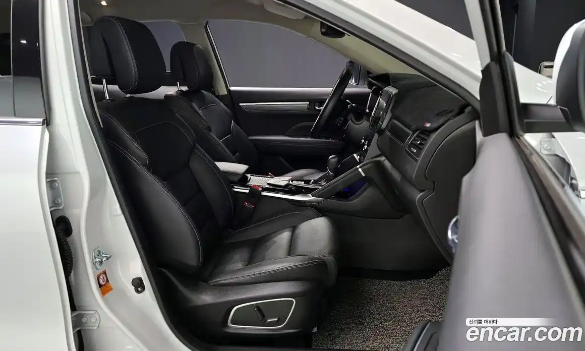 Renault QM6 2021 2.0 гидро в Москве № 748240, фото 9