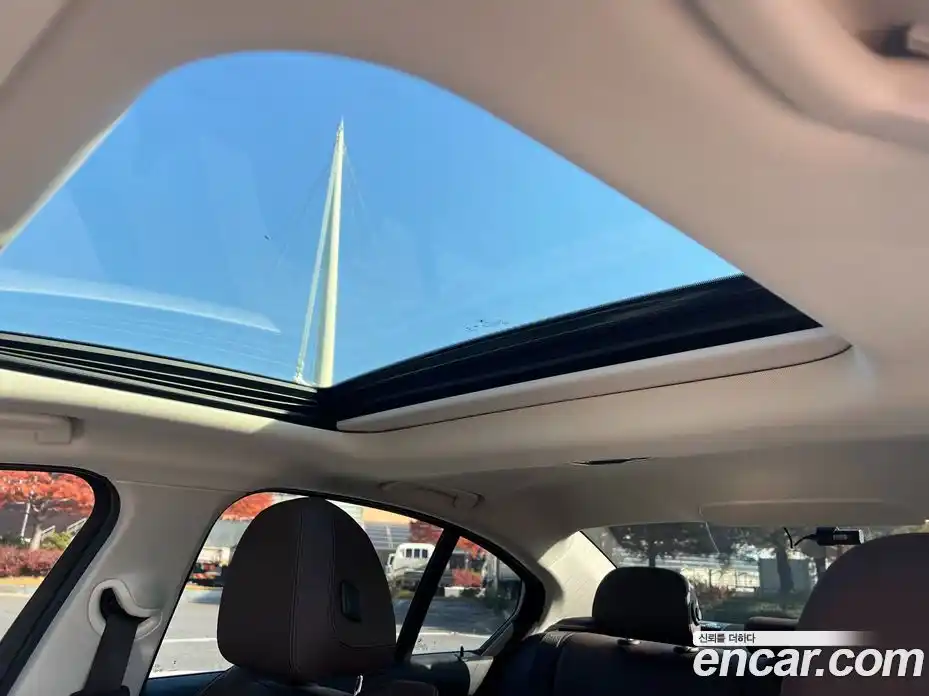 BMW 3-Series 2022 2.0 Автомат в Москве № 748650, фото 13