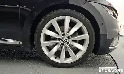 Volkswagen Arteon 2022 2.0 Автомат в Москве № 749970, миниатюра 5