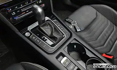 Volkswagen Arteon 2022 2.0 Автомат в Москве № 749970, миниатюра 9