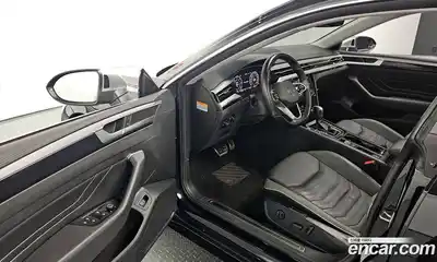 Volkswagen Arteon 2022 2.0 Автомат в Москве № 749970, миниатюра 10