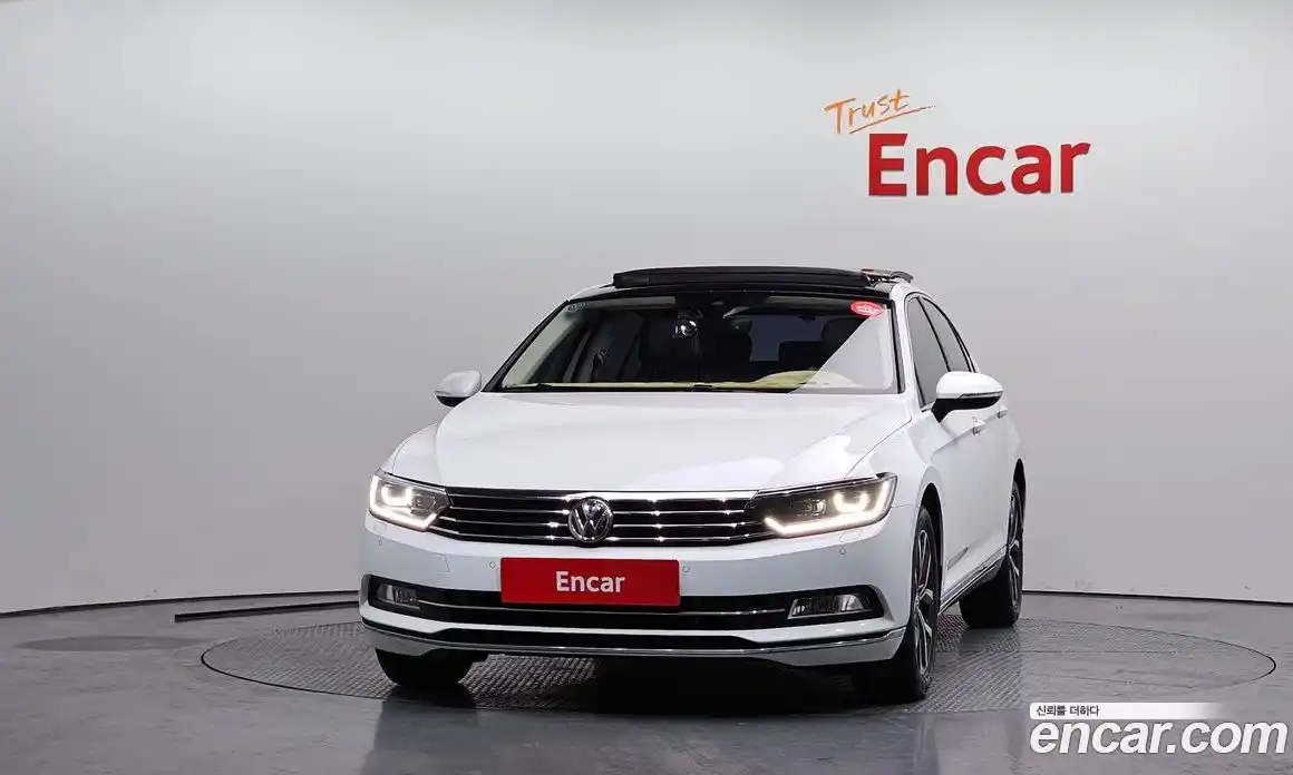 Volkswagen Passat 2018 2.0 Автомат в Москве № 750117, фото 3