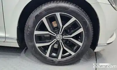 Volkswagen Passat 2018 2.0 Автомат в Москве № 750117, миниатюра 5