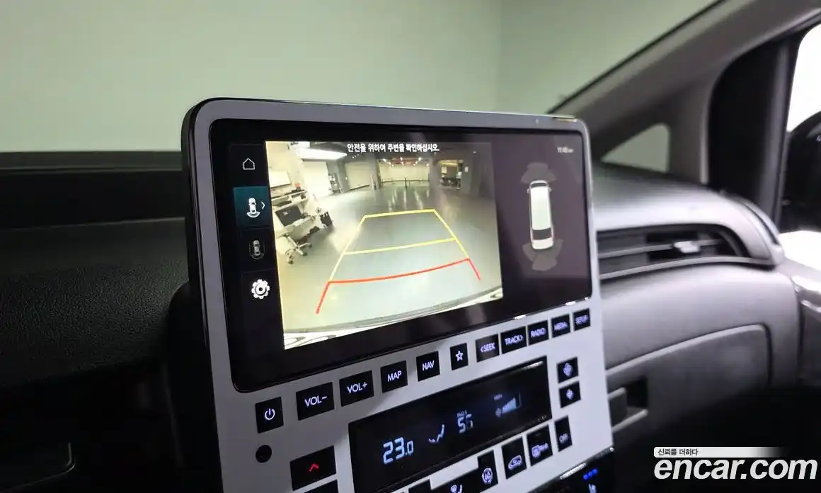 Hyundai Staria 2025 3.5 Автомат в Москве № 755968, фото 14