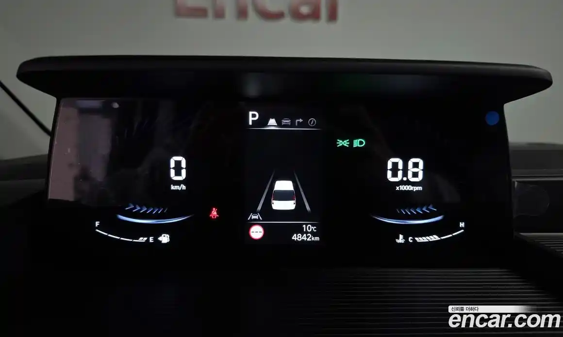 Hyundai Staria 2025 3.5 Автомат в Москве № 755968, фото 7