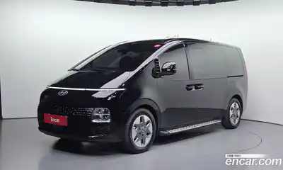 Hyundai Staria, 2025