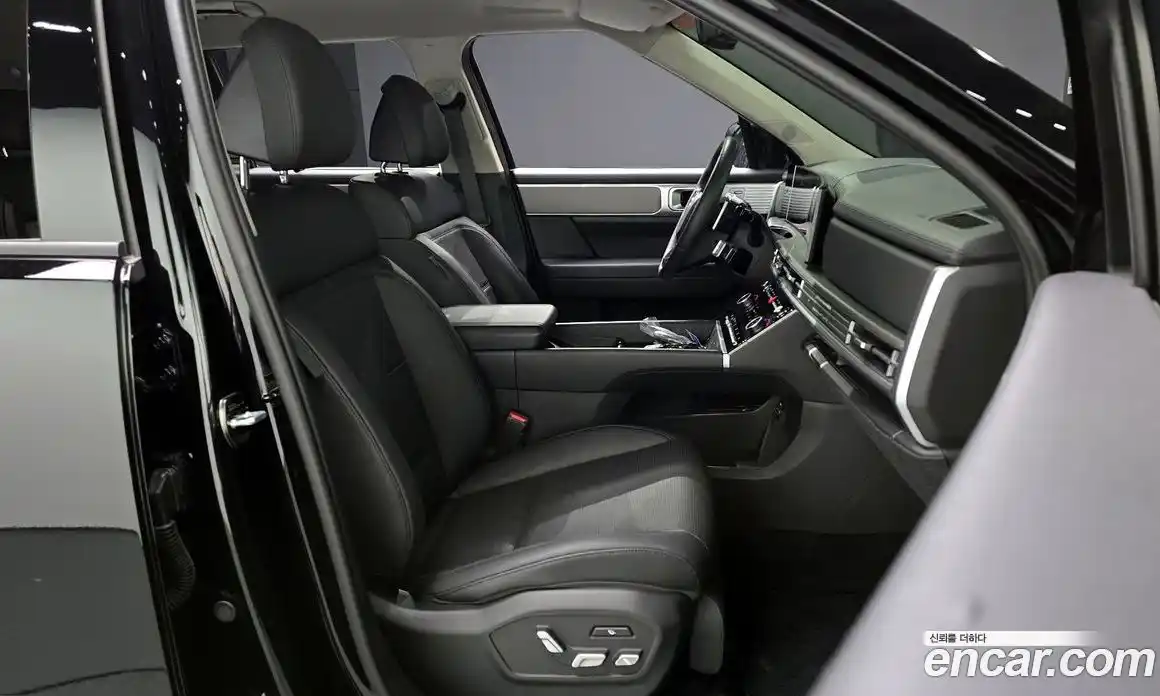 Hyundai Santa Fe 2024 2.5 Автомат в Москве № 756352, фото 9